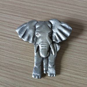 Vintage Signed  Pewter Elephant Pin Brooch Zoo Jungle Safari Theme